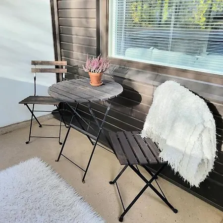 Appartamento 2 Bedroom, 60m2 Apt In Espoo, Own Parking